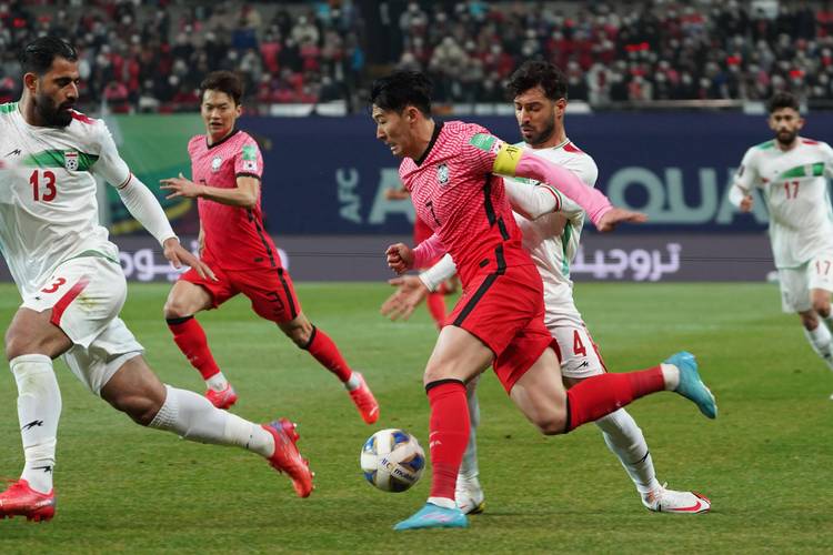 中国伊朗足球比赛时间