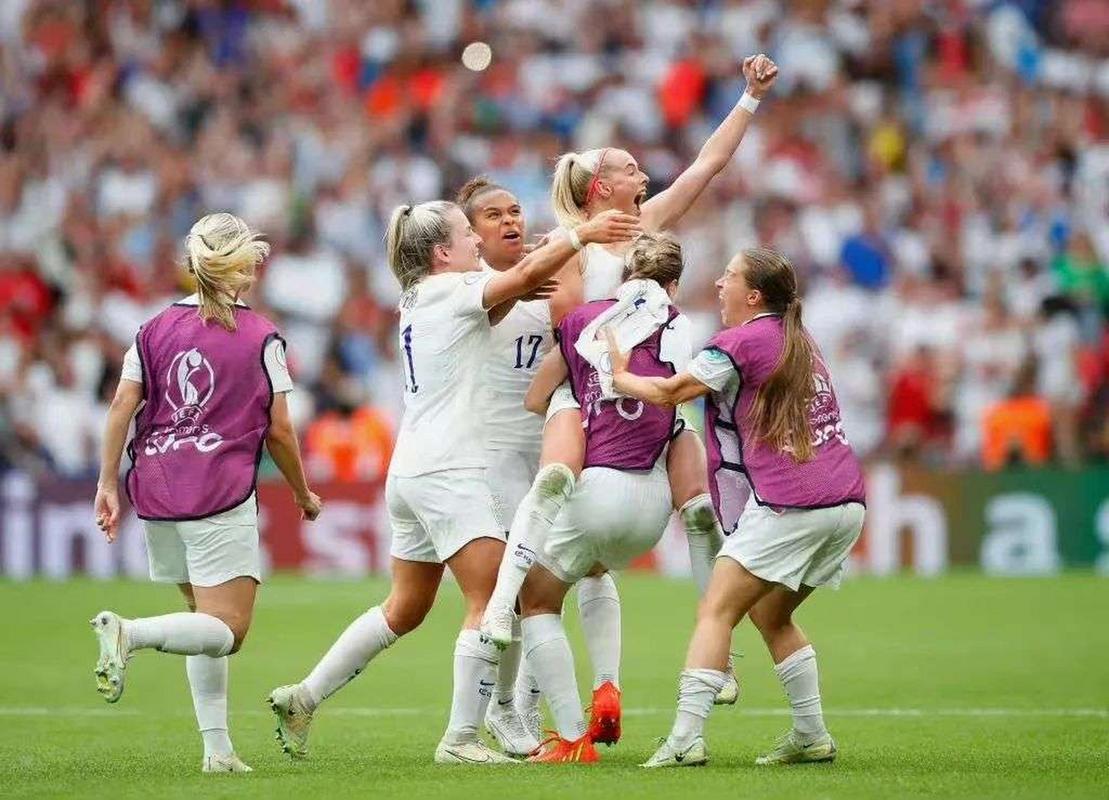英格兰vs丹麦女足